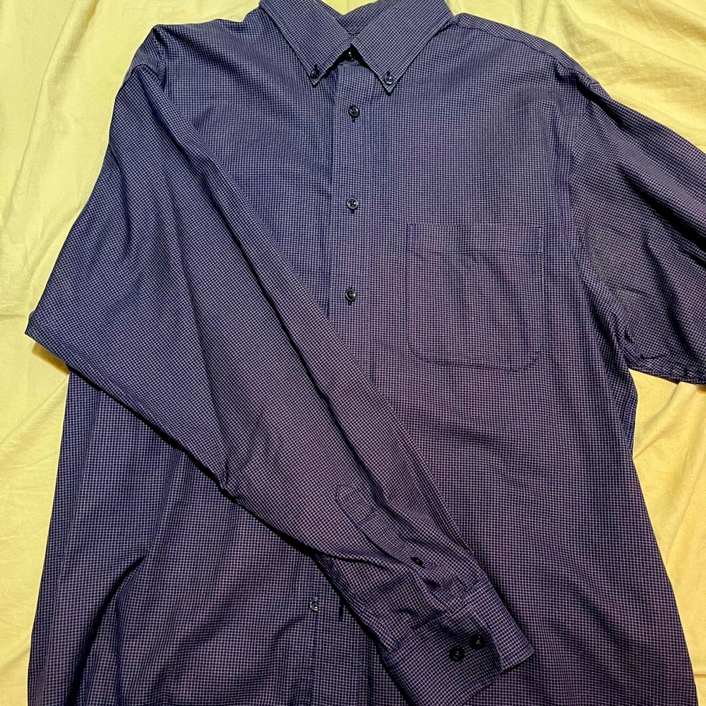 Roundtree and yorke Gold Label long sleeve button up men’s dress shirt